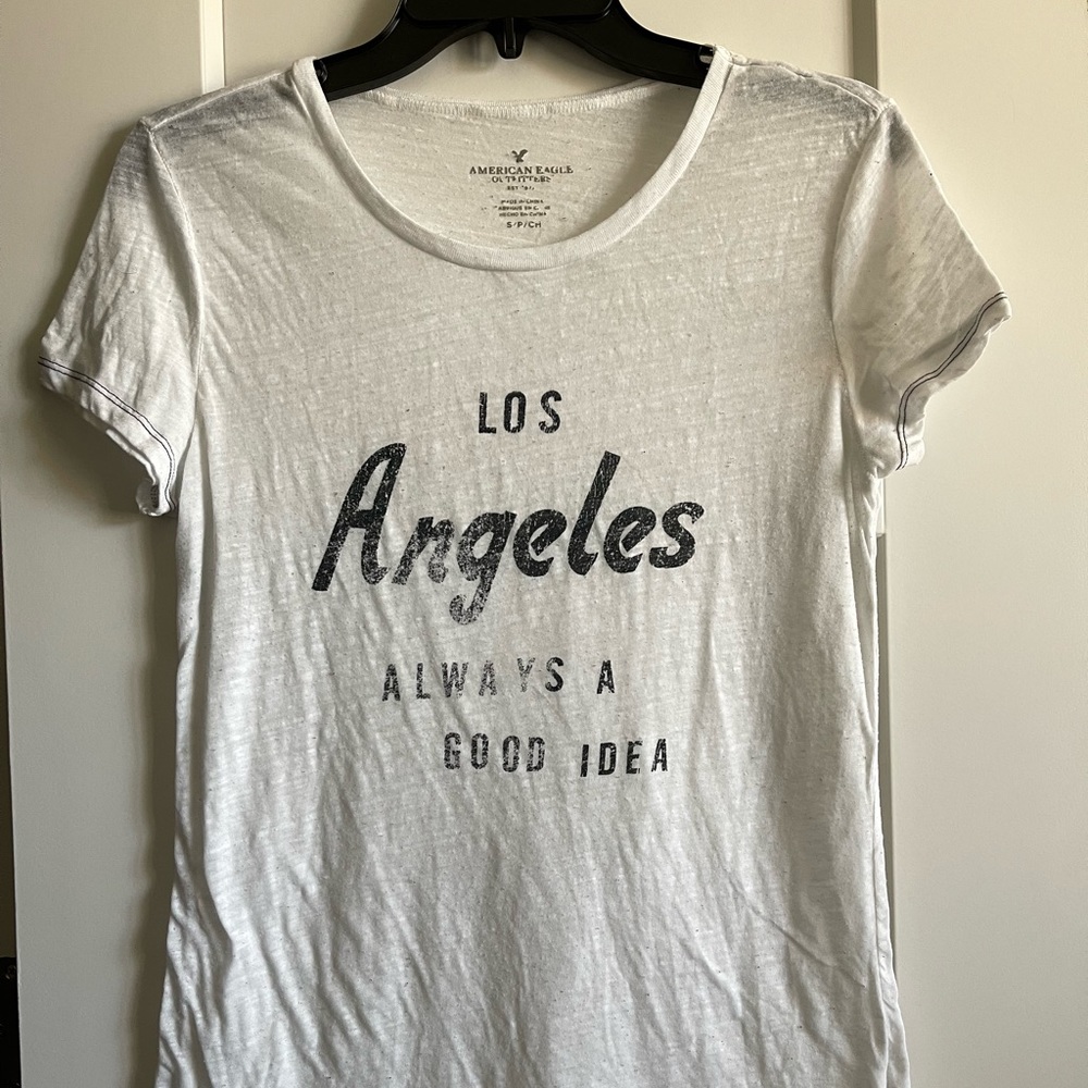 white t shirt